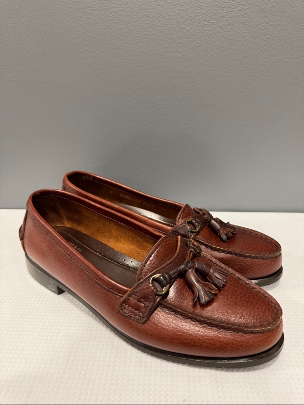 GH Bass Weejuns Tassel Loafers Womens 10 EUC Made in USA